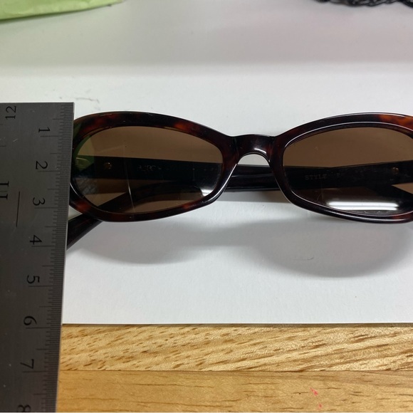 Sunglasses, Sunnies Slim 90s • Y2K - Picture 2 of 8